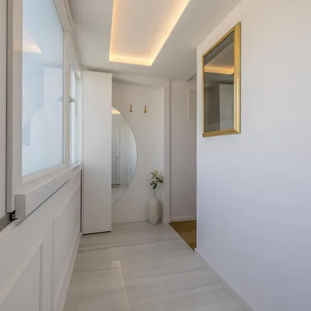 Splendido With Panoramic View - Private Parking * Split