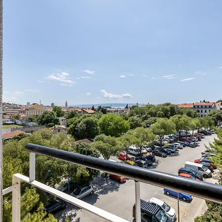 Splendido With Panoramic View - Private Parking Split