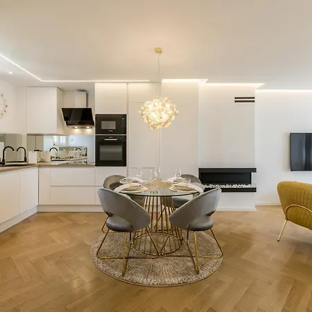 Splendido With Panoramic View - Private Parking *